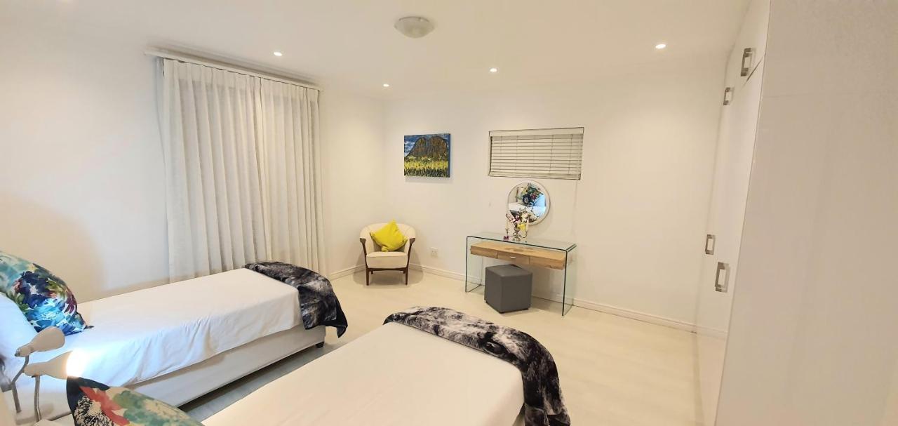 Villa Parisienne Modern Guest House كيب تاون المظهر الخارجي الصورة
